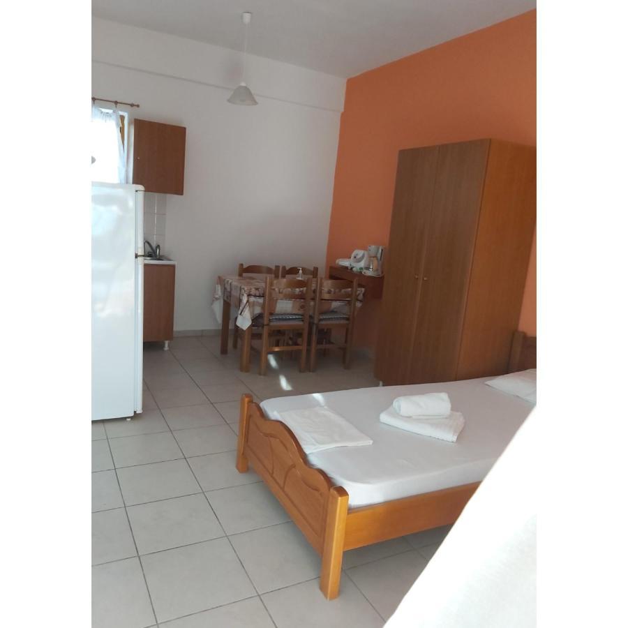 Artolithia Apartments Ríza Zewnętrze zdjęcie